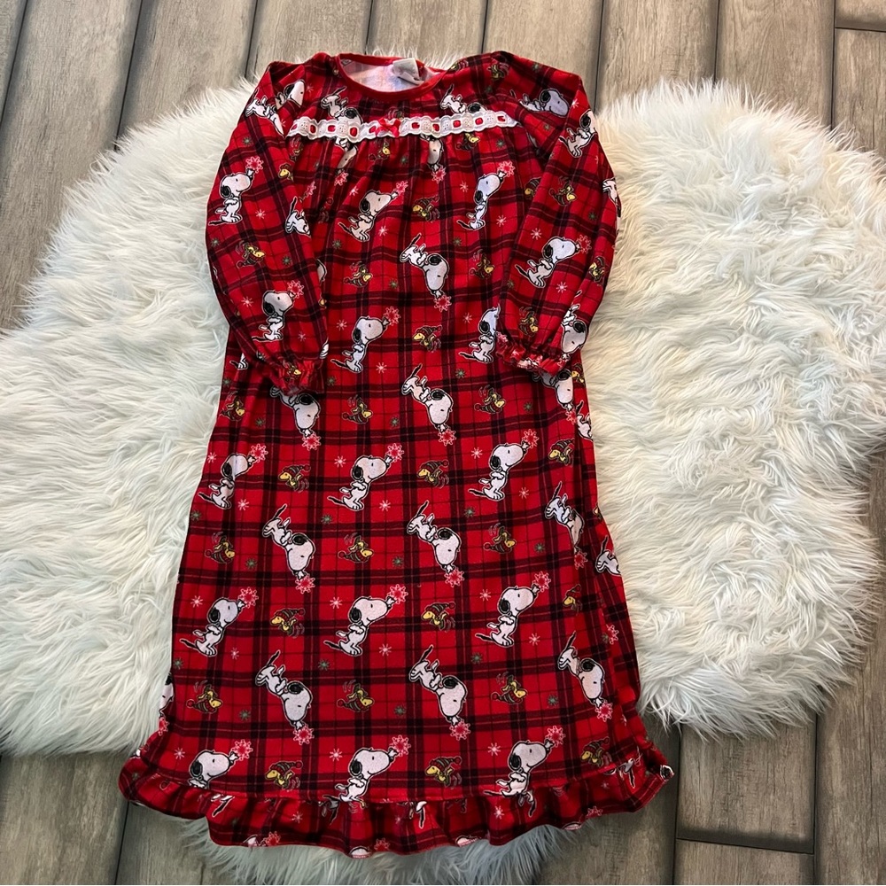 Girls Snoopy Peanuts Christmas Nightgown Size Small